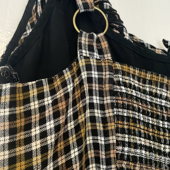 Embroidered Jumpsuit - Picture 6 of 8